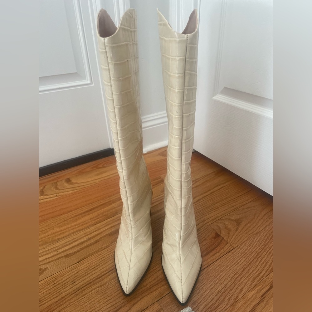 Schutz boots size 7.5